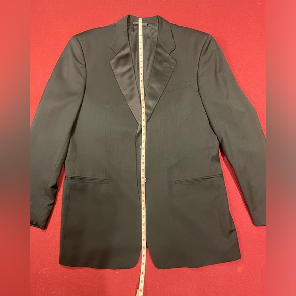 Armani Collezioni Tuxedo/Dinner Jacket - Picture 3 of 16